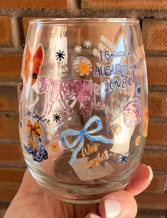 Tigers and Bows Auburn Wine Glass